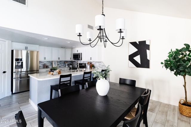 720 N HAZELTON Drive, Chandler, AZ 85226