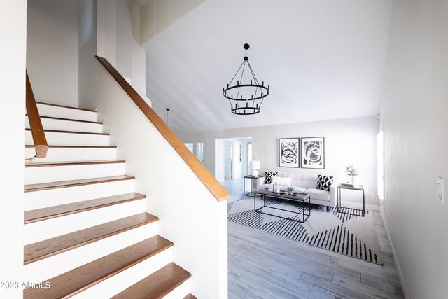 720 N HAZELTON Drive, Chandler, AZ 85226