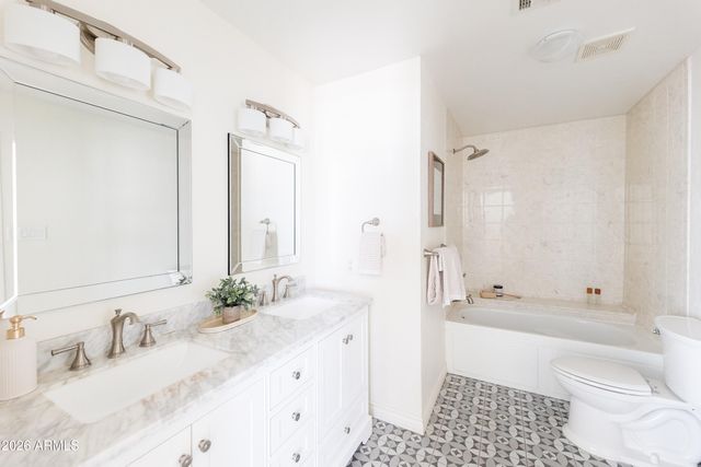 720 N HAZELTON Drive, Chandler, AZ 85226