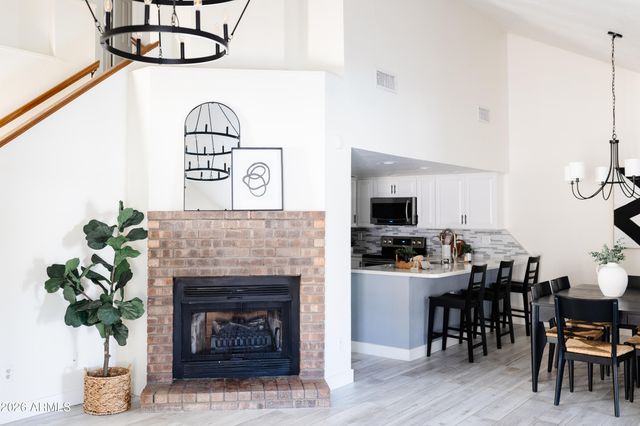 720 N HAZELTON Drive, Chandler, AZ 85226