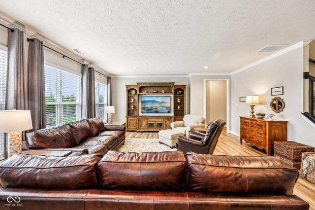 4204 Omaha Drive, Bargersville, IN 46106