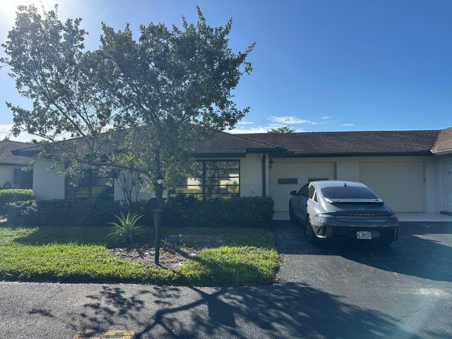 4800 Quailwood Drive A, Boynton Beach, FL 33436
