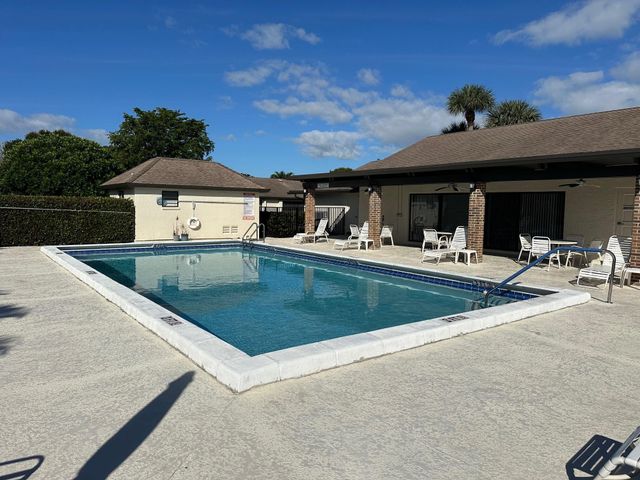 4800 Quailwood Drive A, Boynton Beach, FL 33436