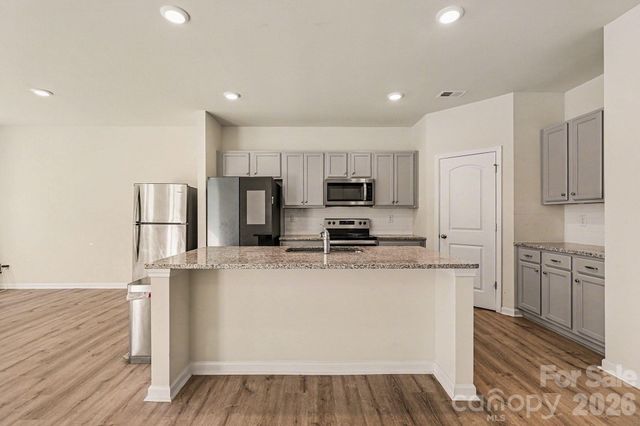 7125 Maple Run Circle, Charlotte, NC 28215