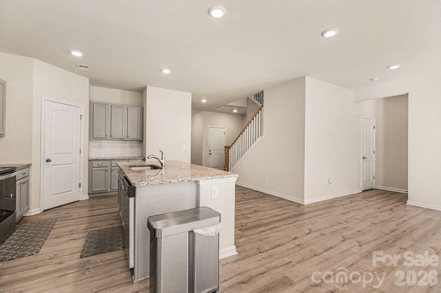 7125 Maple Run Circle, Charlotte, NC 28215