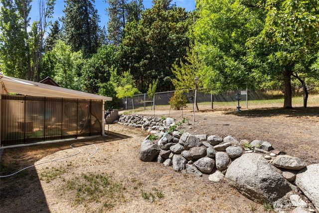 8480 Icicle Road, Leavenworth, WA 98826