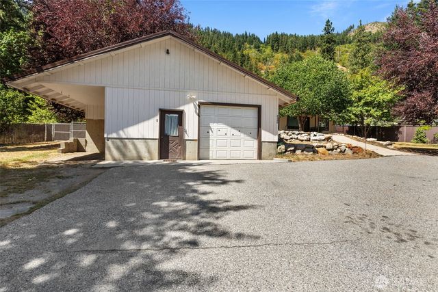 8480 Icicle Road, Leavenworth, WA 98826