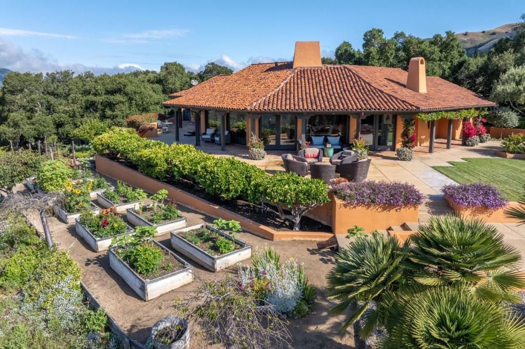 275 EL CAMINITO ROAD, Carmel Valley, CA 93924