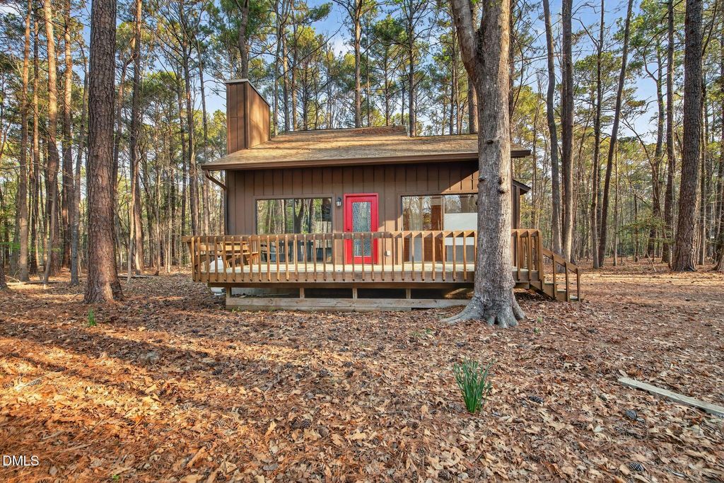 2405 Wheelwright Common, Chapel Hill, NC 27516