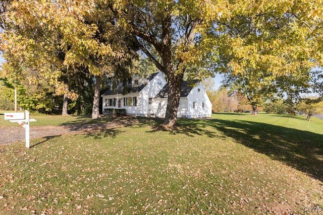 4799 Buckley Road, Clay, NY 13088