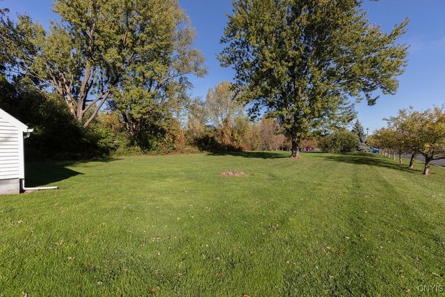 4799 Buckley Road, Clay, NY 13088