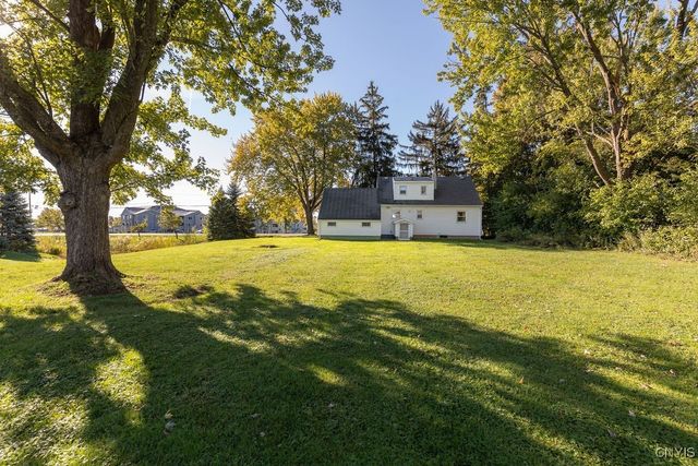 4799 Buckley Road, Clay, NY 13088