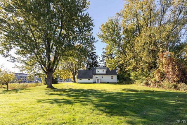 4799 Buckley Road, Clay, NY 13088