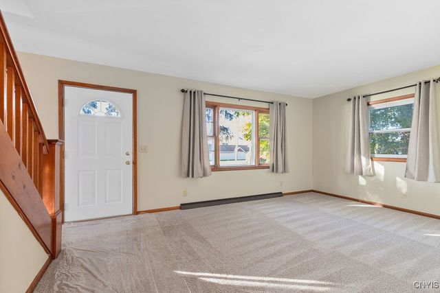 4799 Buckley Road, Clay, NY 13088