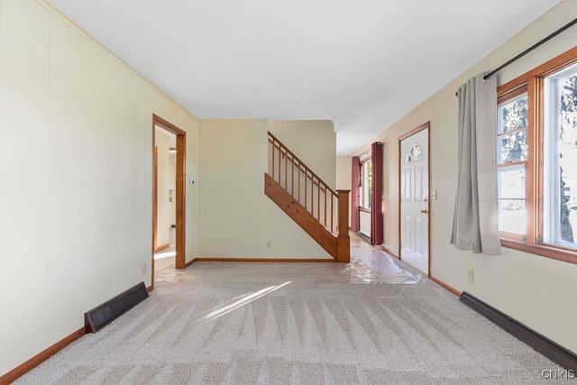 4799 Buckley Road, Clay, NY 13088