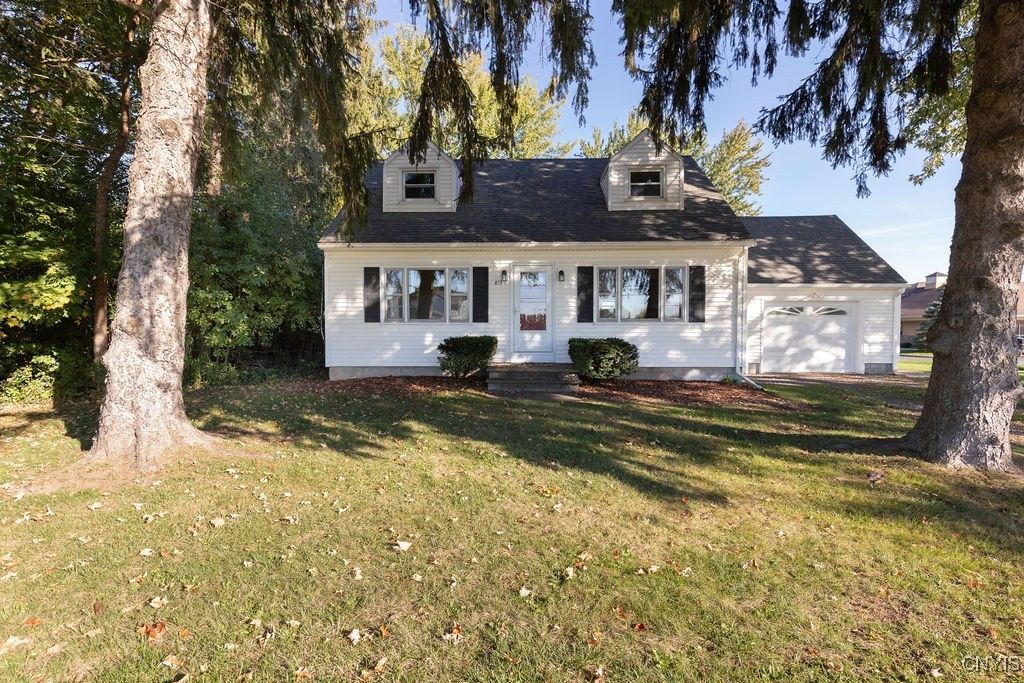 4799 Buckley Road, Clay, NY 13088