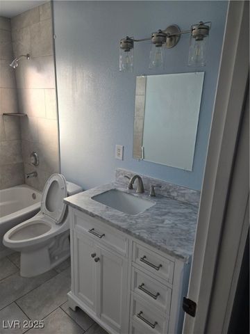 510 McKellar Circle 1, Las Vegas, NV 89119