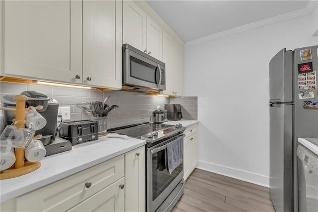 5015 Walnut Street A, Kansas City, MO 64112