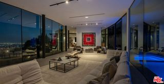 9277 Thrush Way, Los Angeles, CA 90069