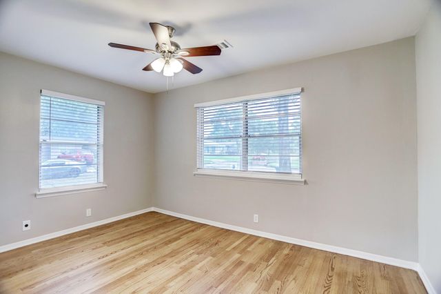 5814 Anaqua Drive, Houston, TX 77092