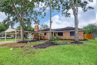 5814 Anaqua Drive, Houston, TX 77092