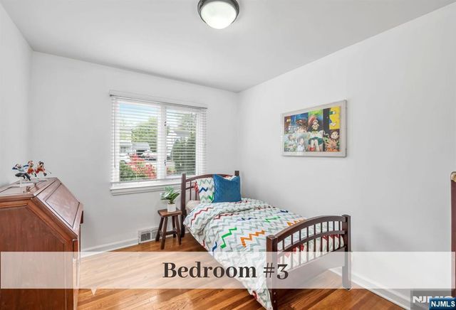 81 Delmar Avenue, Glen Rock, NJ 07452