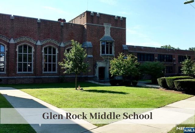 81 Delmar Avenue, Glen Rock, NJ 07452