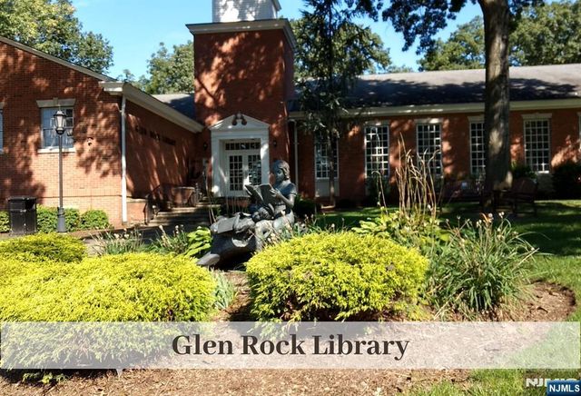 81 Delmar Avenue, Glen Rock, NJ 07452