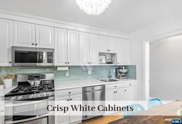 81 Delmar Avenue, Glen Rock, NJ 07452