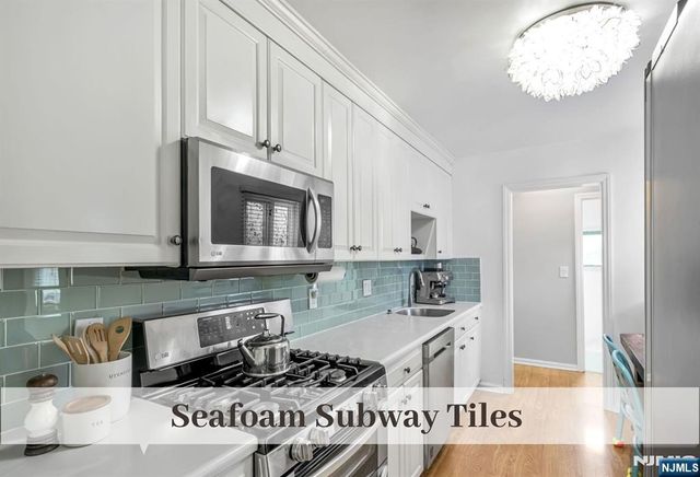 81 Delmar Avenue, Glen Rock, NJ 07452
