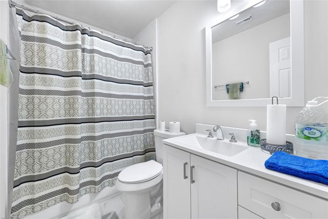 7826 Dairy View Lane, Houston, TX 77072