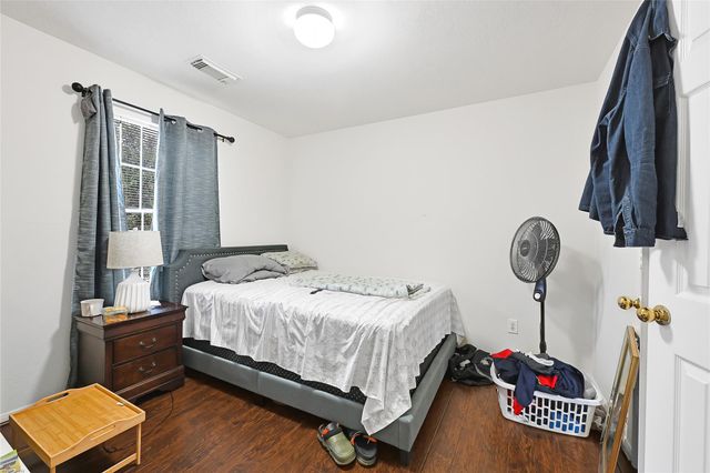 7826 Dairy View Lane, Houston, TX 77072