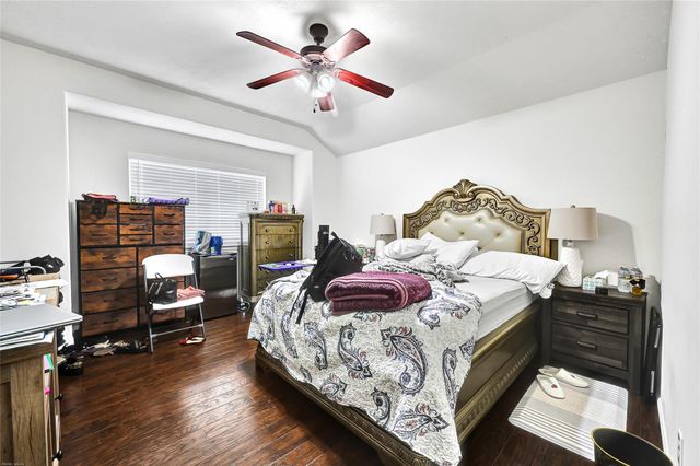 7826 Dairy View Lane, Houston, TX 77072