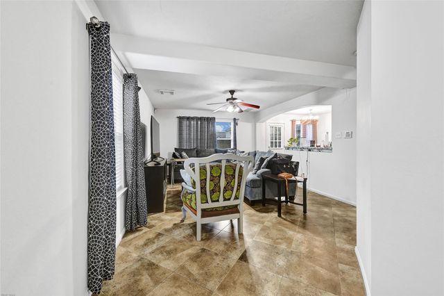 7826 Dairy View Lane, Houston, TX 77072