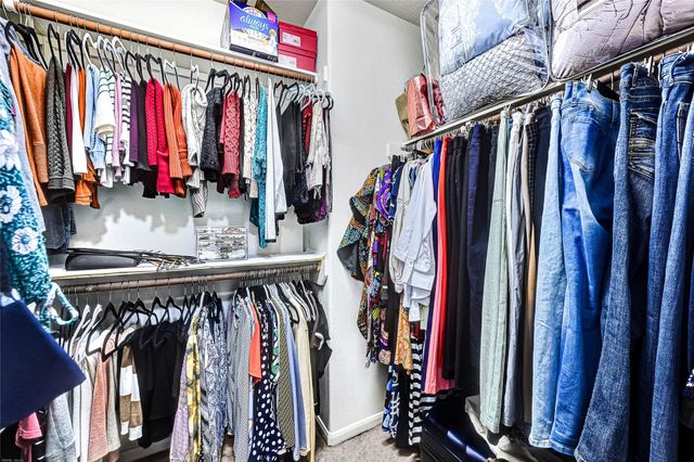 7826 Dairy View Lane, Houston, TX 77072