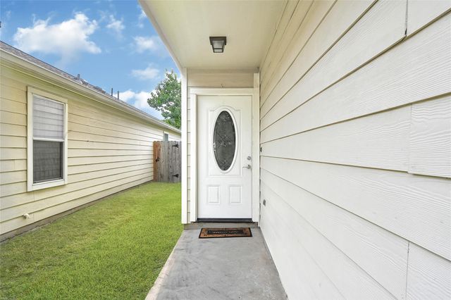 7826 Dairy View Lane, Houston, TX 77072