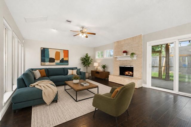 9232 Vickijohn Drive, Houston, TX 77031