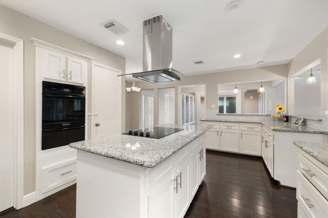 9232 Vickijohn Drive, Houston, TX 77031