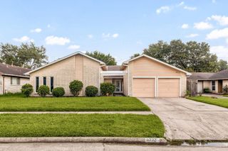9232 Vickijohn Drive, Houston, TX 77031