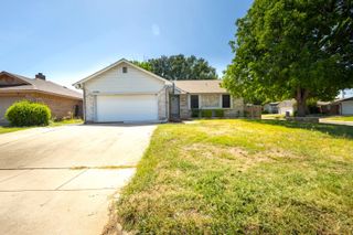 3700 Huntwick Drive, Fort Worth, TX 76123