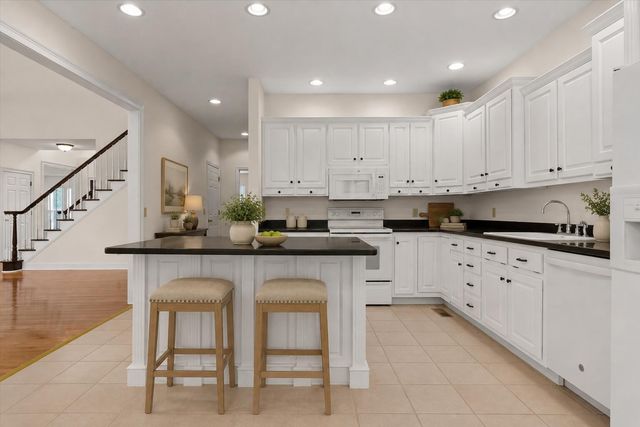 9815 Leslie Sandidge Drive, Ooltewah, TN 37363