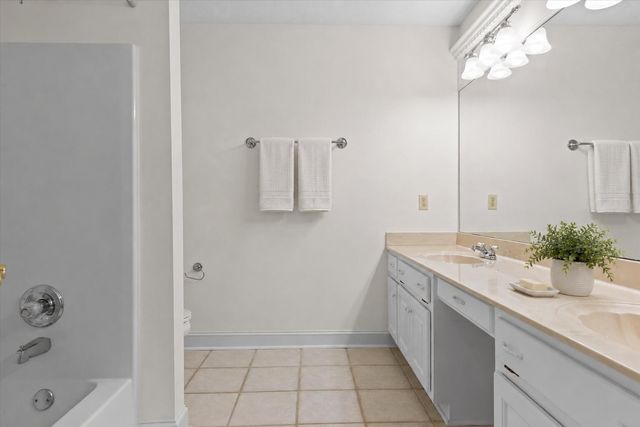 9815 Leslie Sandidge Drive, Ooltewah, TN 37363