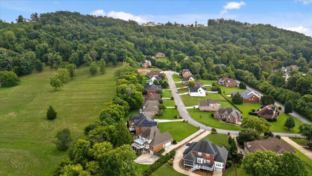9815 Leslie Sandidge Drive, Ooltewah, TN 37363