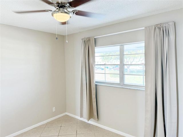 1116 Lake Terrace 214, Boynton Beach, FL 33426