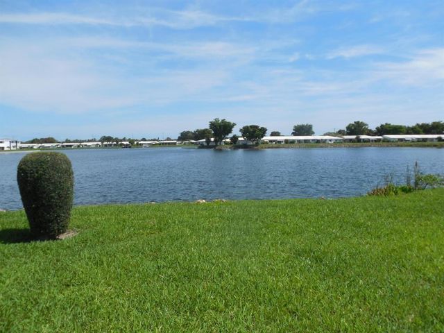 1116 Lake Terrace 214, Boynton Beach, FL 33426