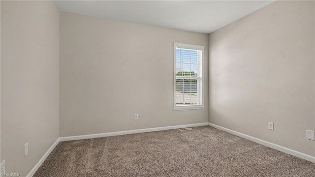 4055 Creekside Court, Winston-salem, NC 27127