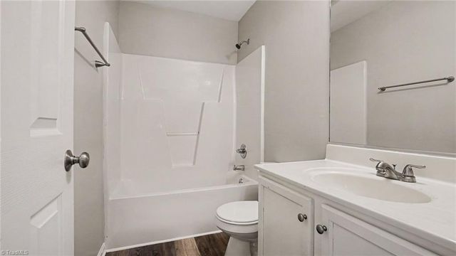 4055 Creekside Court, Winston-salem, NC 27127