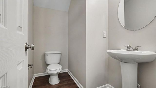 4055 Creekside Court, Winston-salem, NC 27127