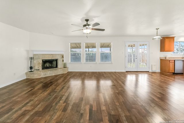 100 Dew Fall, Cibolo, TX 78108