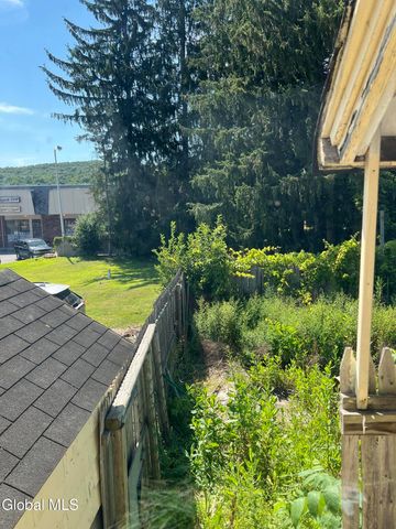 83 Quaker Street, Granville, NY 12832